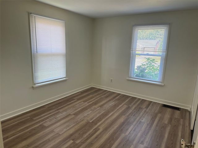 1034 WESTERN Lane, Erie, PA 16505