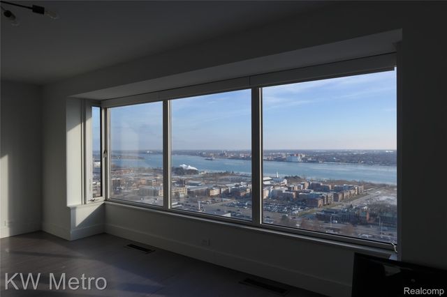 1300 E Lafayette Street E 2603, Detroit, MI 48207