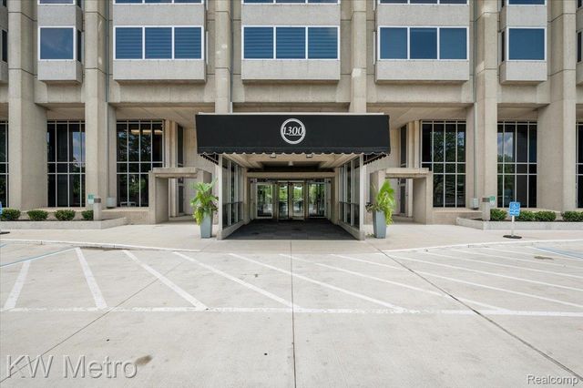 1300 E Lafayette Street E 2603, Detroit, MI 48207