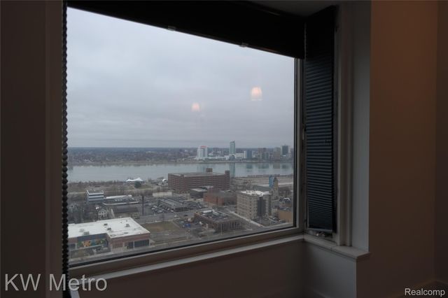 1300 E Lafayette Street E 2603, Detroit, MI 48207