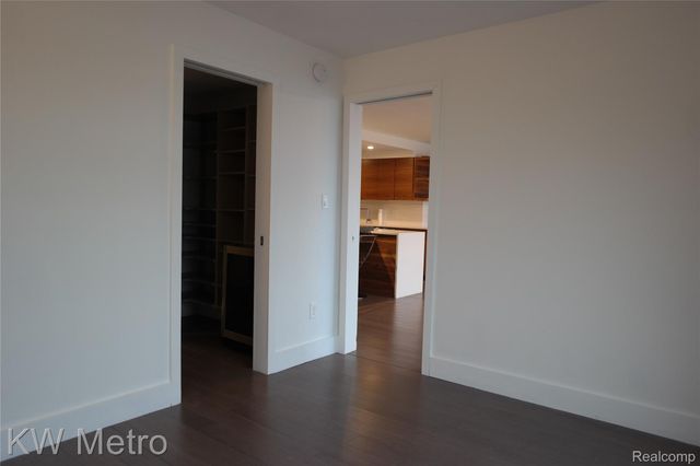 1300 E Lafayette Street E 2603, Detroit, MI 48207