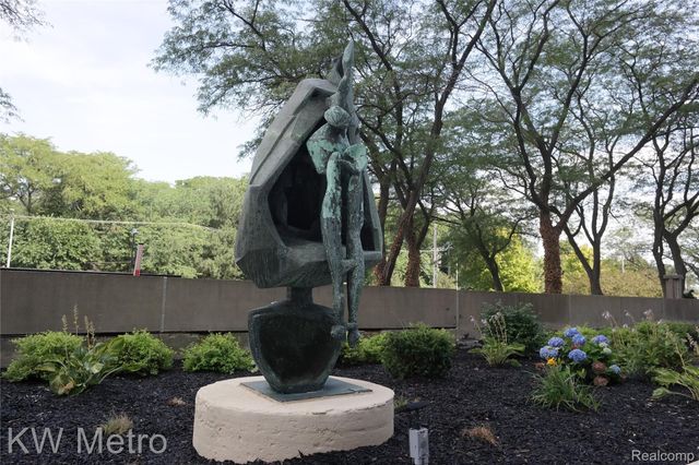 1300 E Lafayette Street E 2603, Detroit, MI 48207