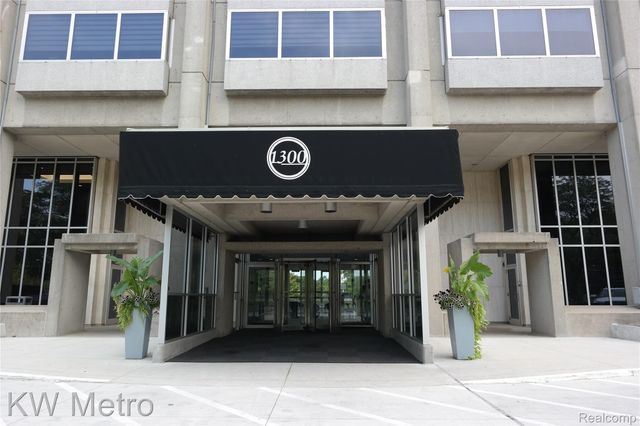 1300 E Lafayette Street E 2603, Detroit, MI 48207