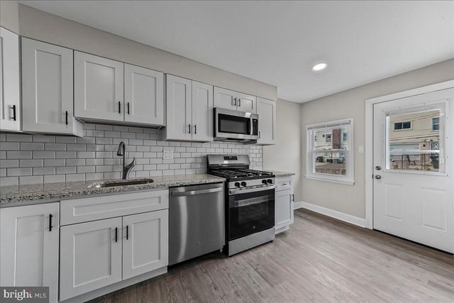 1423 RAINER RD, Brookhaven, PA 19015