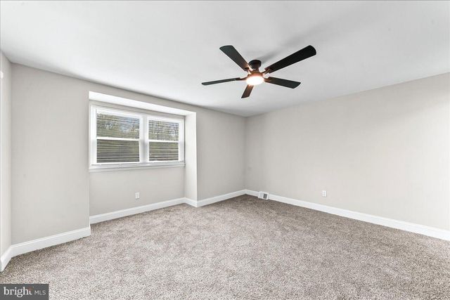 1423 RAINER RD, Brookhaven, PA 19015