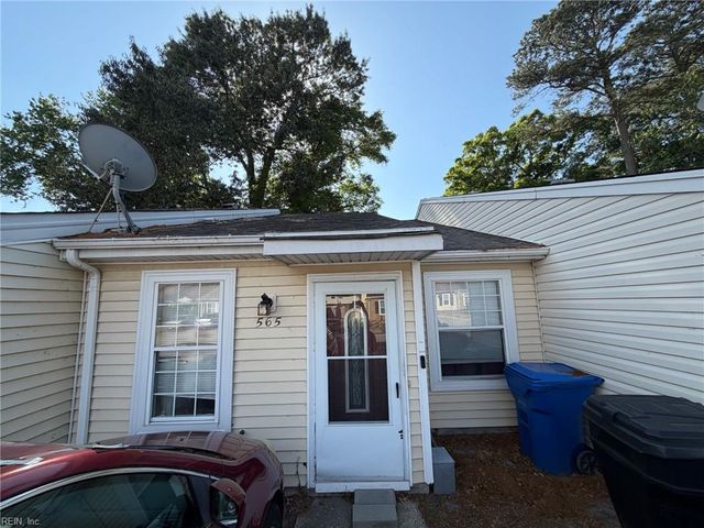 565 Peregrine ST, Virginia Beach, VA 23462