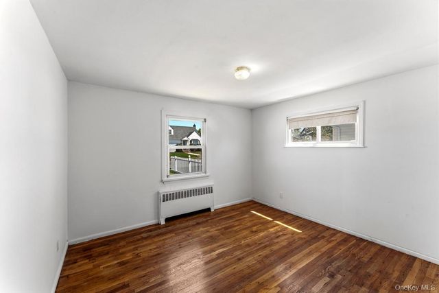 712 Park Avenue, Uniondale, NY 11553