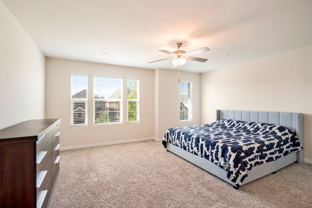 4129 Stockyard Station Lane, Sachse, TX 75048