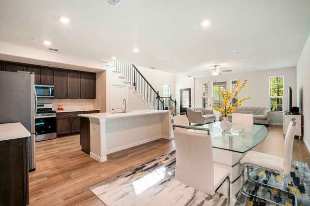 4129 Stockyard Station Lane, Sachse, TX 75048