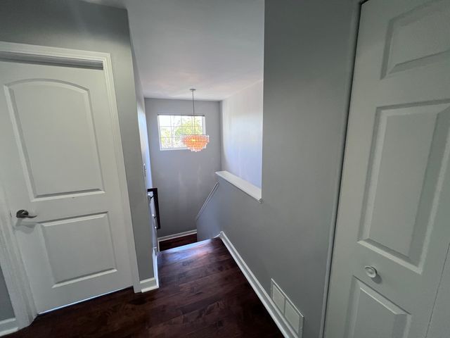2106 W Concord Lane 2106, Addison, IL 60101