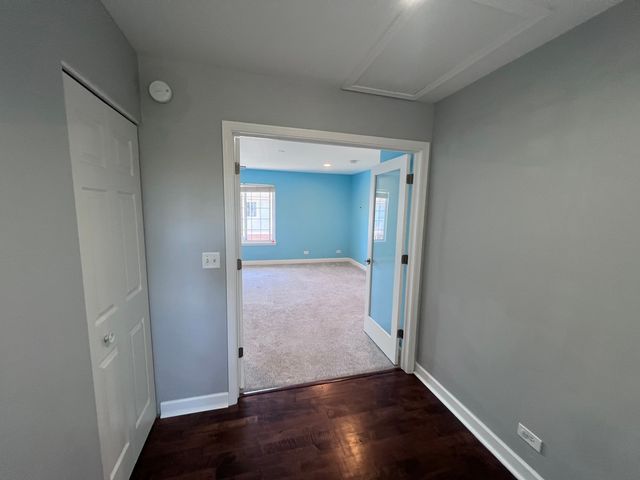 2106 W Concord Lane 2106, Addison, IL 60101