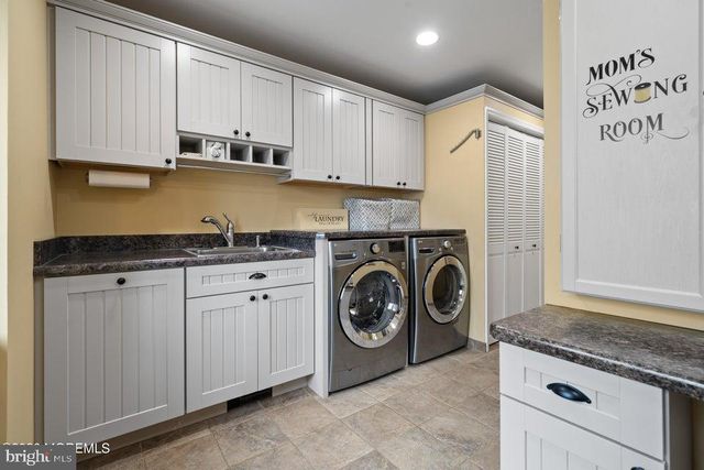 1036 MONTAUK DR, Forked River, NJ 08731