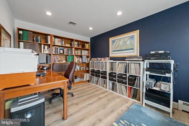 1036 MONTAUK DR, Forked River, NJ 08731