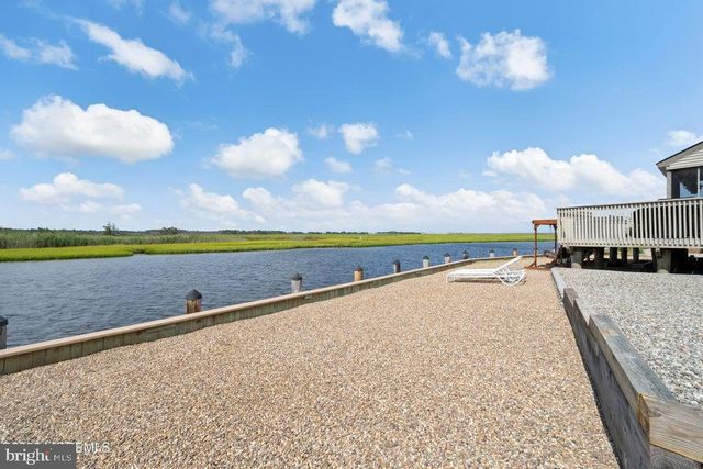 1036 MONTAUK DR, Forked River, NJ 08731