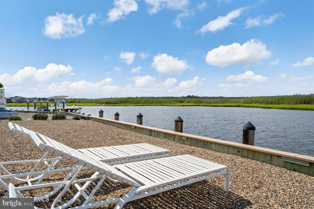 1036 MONTAUK DR, Forked River, NJ 08731