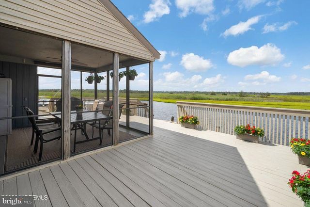 1036 MONTAUK DR, Forked River, NJ 08731