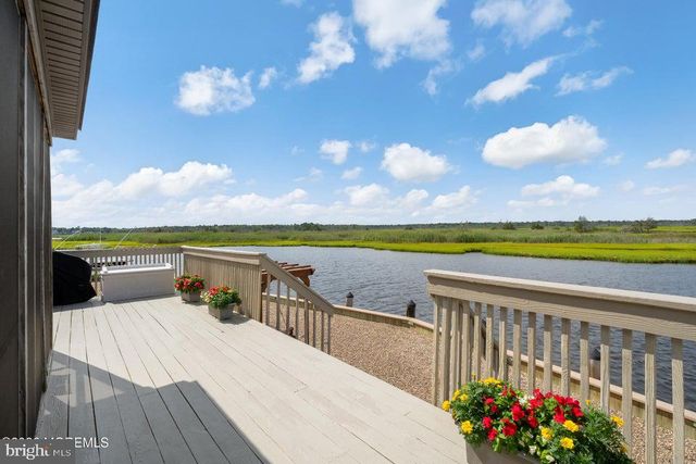1036 MONTAUK DR, Forked River, NJ 08731
