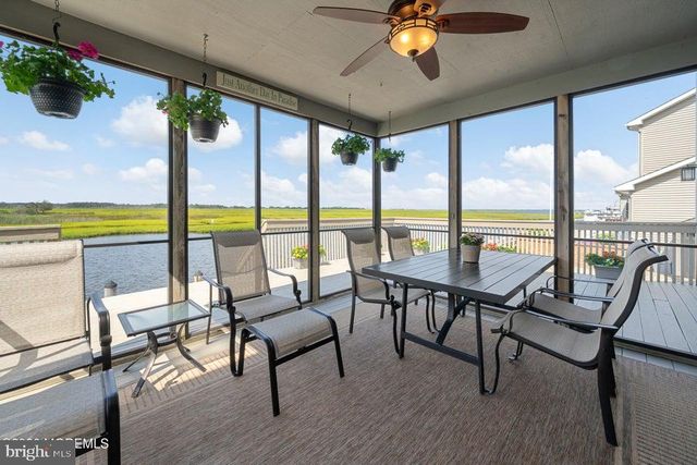 1036 MONTAUK DR, Forked River, NJ 08731