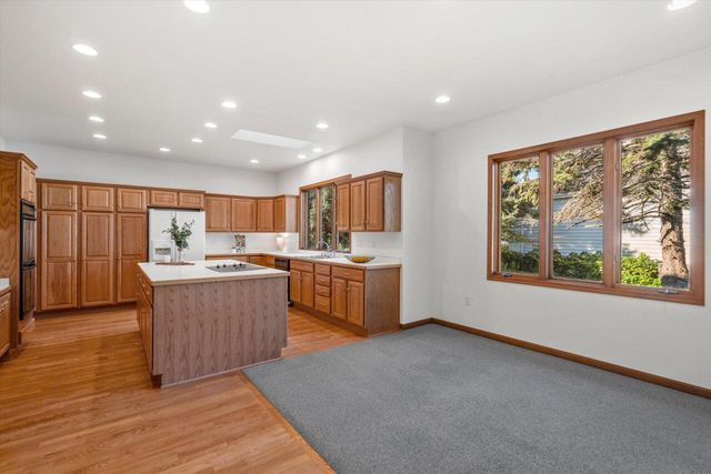 7306 Forty Acre ROAD, Franksville, WI 53126