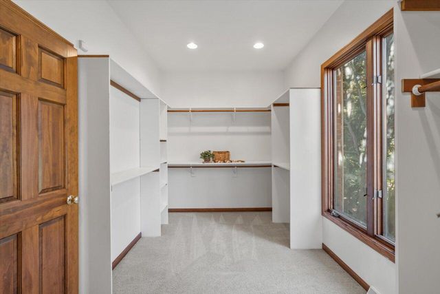 7306 Forty Acre ROAD, Franksville, WI 53126