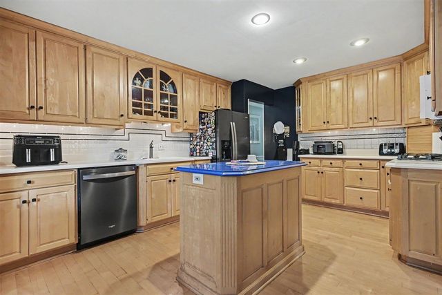 1772 Hacienda Drive, Stevensville, MI 49127