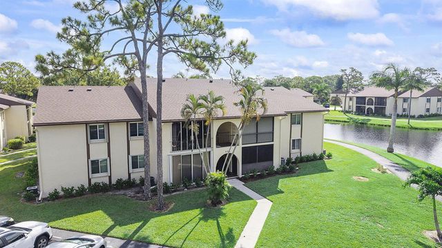 116 Lake Pine Circle A-2, Greenacres, FL 33463