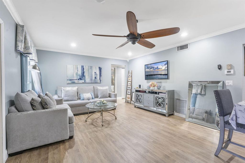 116 Lake Pine Circle A-2, Greenacres, FL 33463