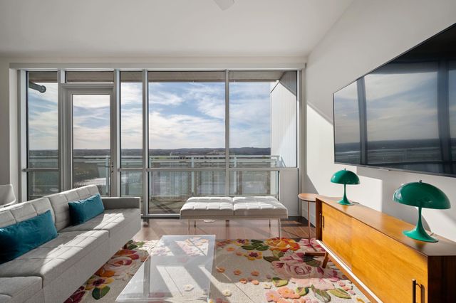 222 West Ave 1908, Austin, TX 78701