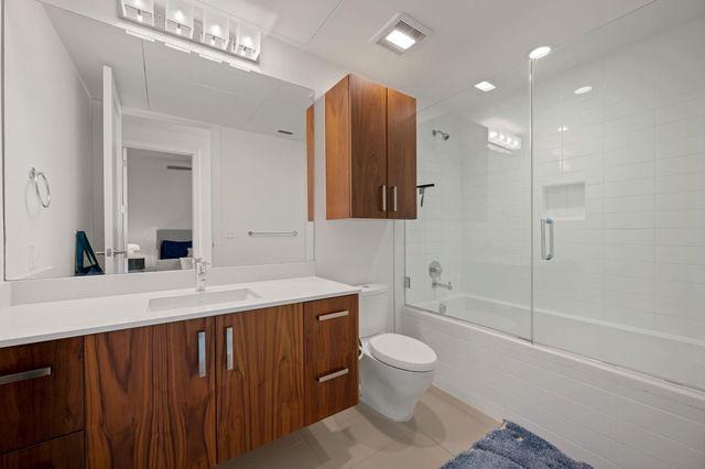 222 West Ave 1908, Austin, TX 78701