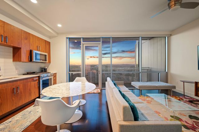 222 West Ave 1908, Austin, TX 78701