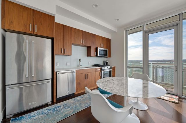 222 West Ave 1908, Austin, TX 78701