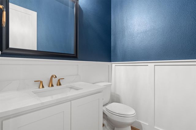 302 Highland Spring LN, Georgetown, TX 78633