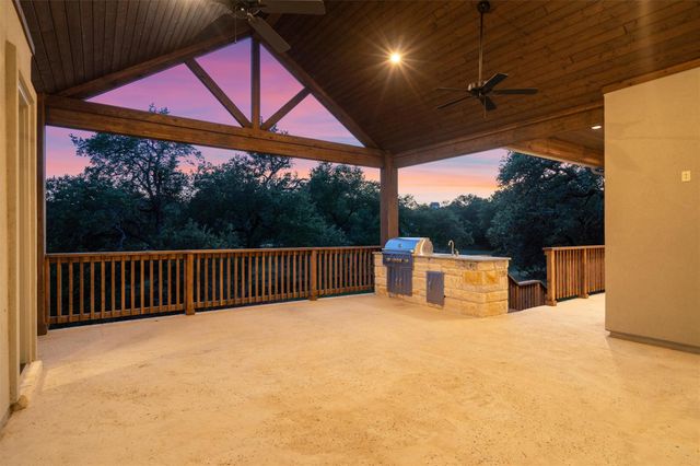 302 Highland Spring LN, Georgetown, TX 78633