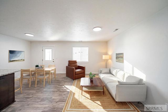 2842 Murwood Street, Idaho Falls, ID 83402