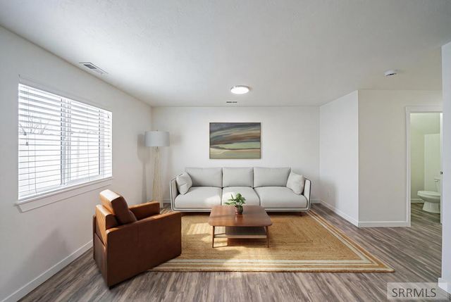 2842 Murwood Street, Idaho Falls, ID 83402