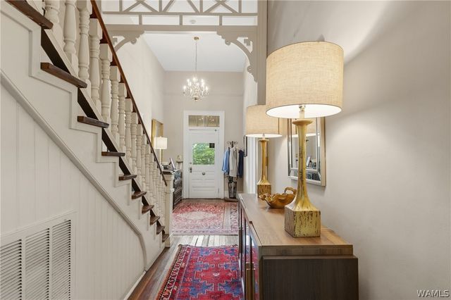 1902. 8th, Tuscaloosa, AL 35401