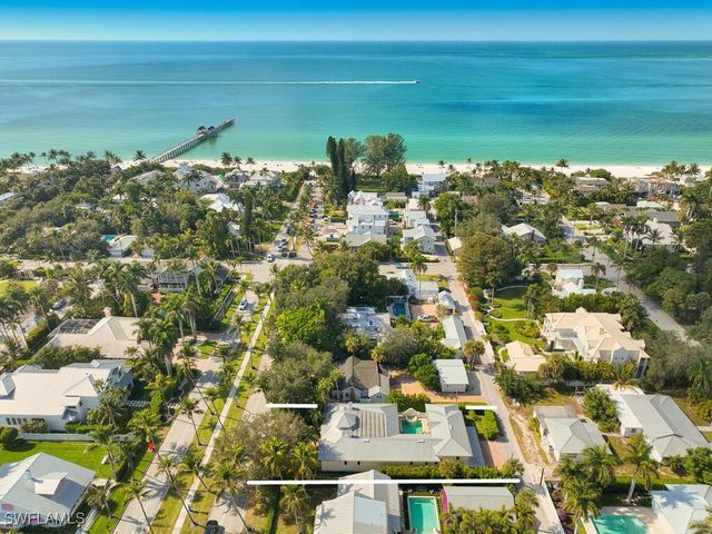 165 Broad AVE S, Naples, FL 34102