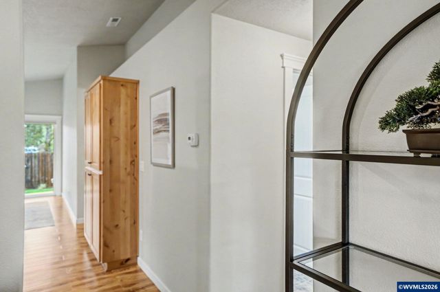 3438 Edward Dr SE, Salem, OR 97302