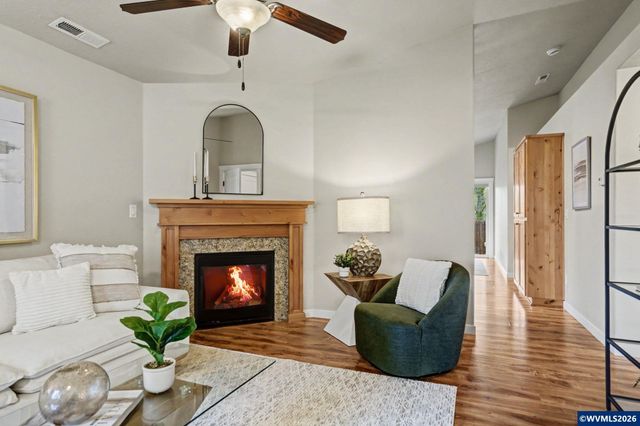 3438 Edward Dr SE, Salem, OR 97302