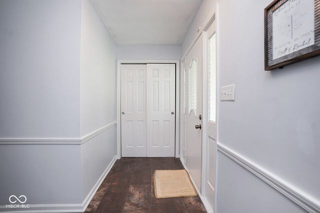 412 Woodland West Drive, Greenfield, IN 46140