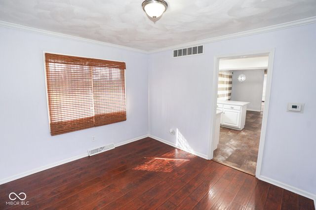 412 Woodland West Drive, Greenfield, IN 46140