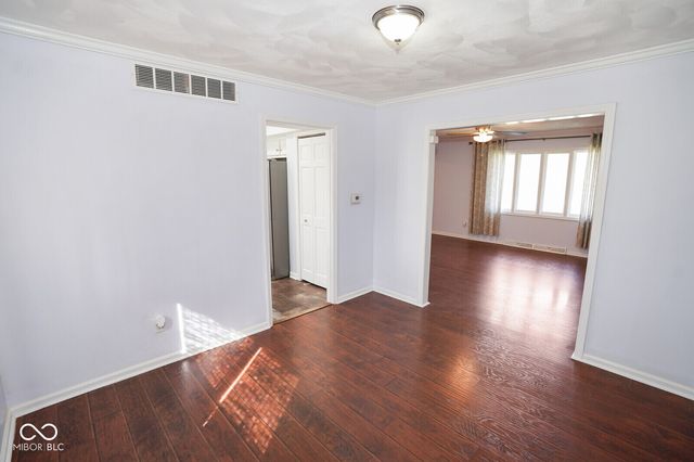 412 Woodland West Drive, Greenfield, IN 46140