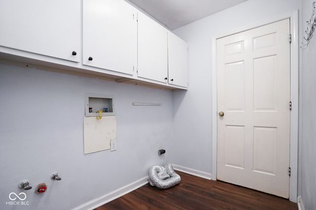 412 Woodland West Drive, Greenfield, IN 46140