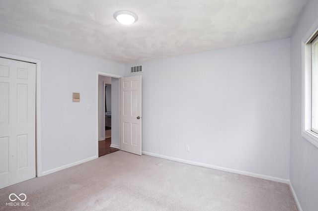 412 Woodland West Drive, Greenfield, IN 46140