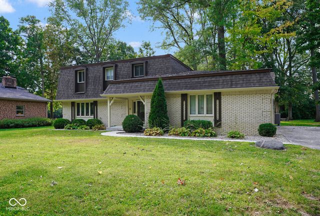 412 Woodland West Drive, Greenfield, IN 46140