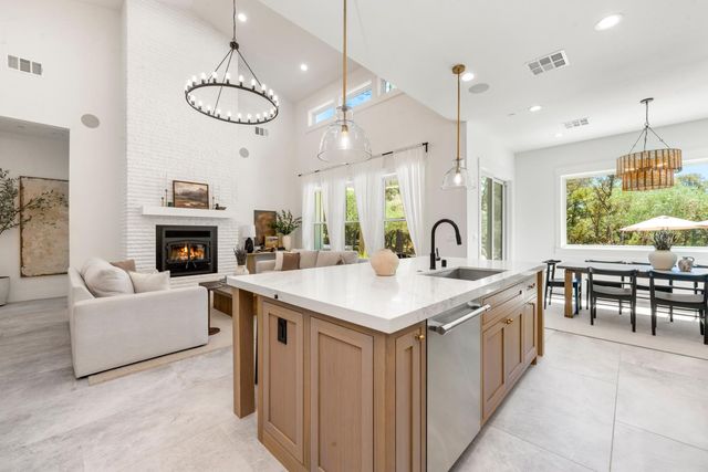 22828 Cameo Dr, Grass Valley, CA 95949