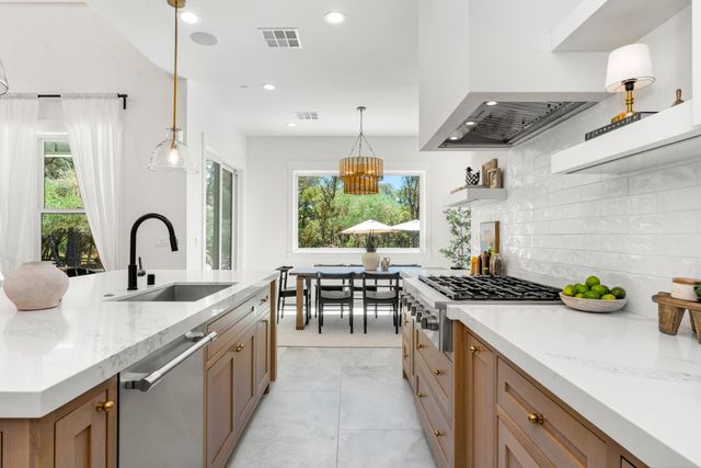 22828 Cameo Dr, Grass Valley, CA 95949