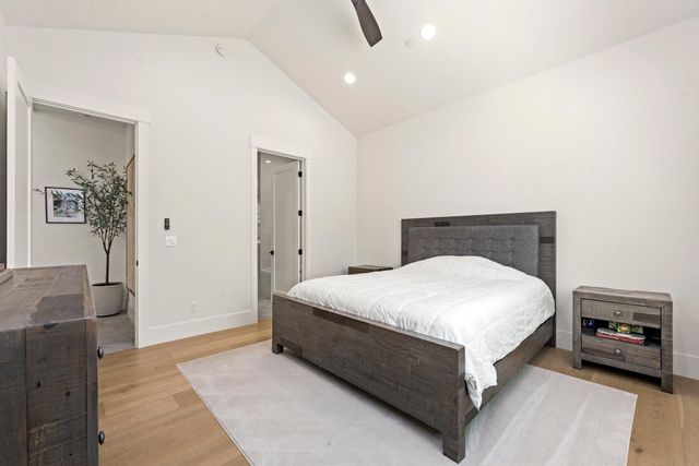 22828 Cameo Dr, Grass Valley, CA 95949