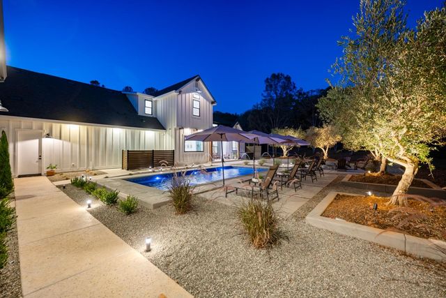 22828 Cameo Dr, Grass Valley, CA 95949
