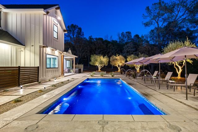22828 Cameo Dr, Grass Valley, CA 95949